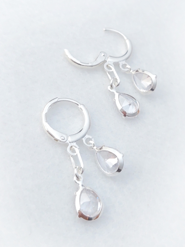 Brinco Argola Gota Dupla Cristal